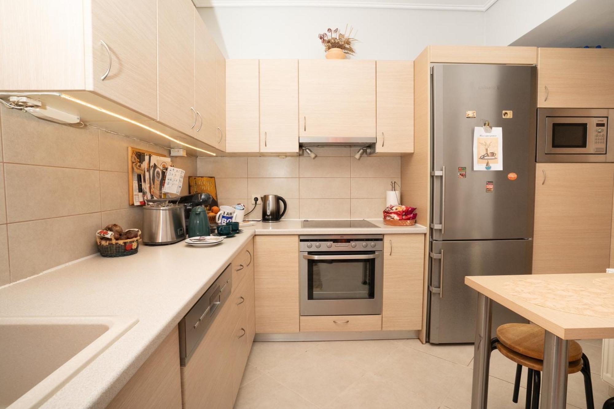 Maria'S Airport Apartment Коропион Екстериор снимка
